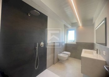 Foto 11 - Attico Via Tito Speri, Desenzano del Garda - foto 10