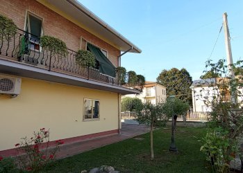 Foto 5 - Semi-detached house Via Lorenzona
 
15, Ferrara - photo 5