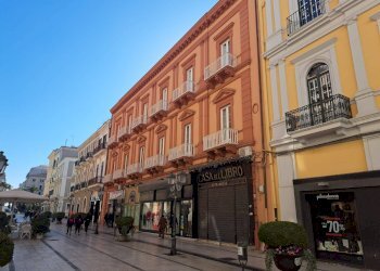 Foto 1 - Stabile - Palazzo Via SS. Annunziata
 
21/23, Taranto - foto 1