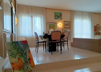 Foto 7 - Villa Via Lucio Ridenti
 
6, Taranto - foto 7