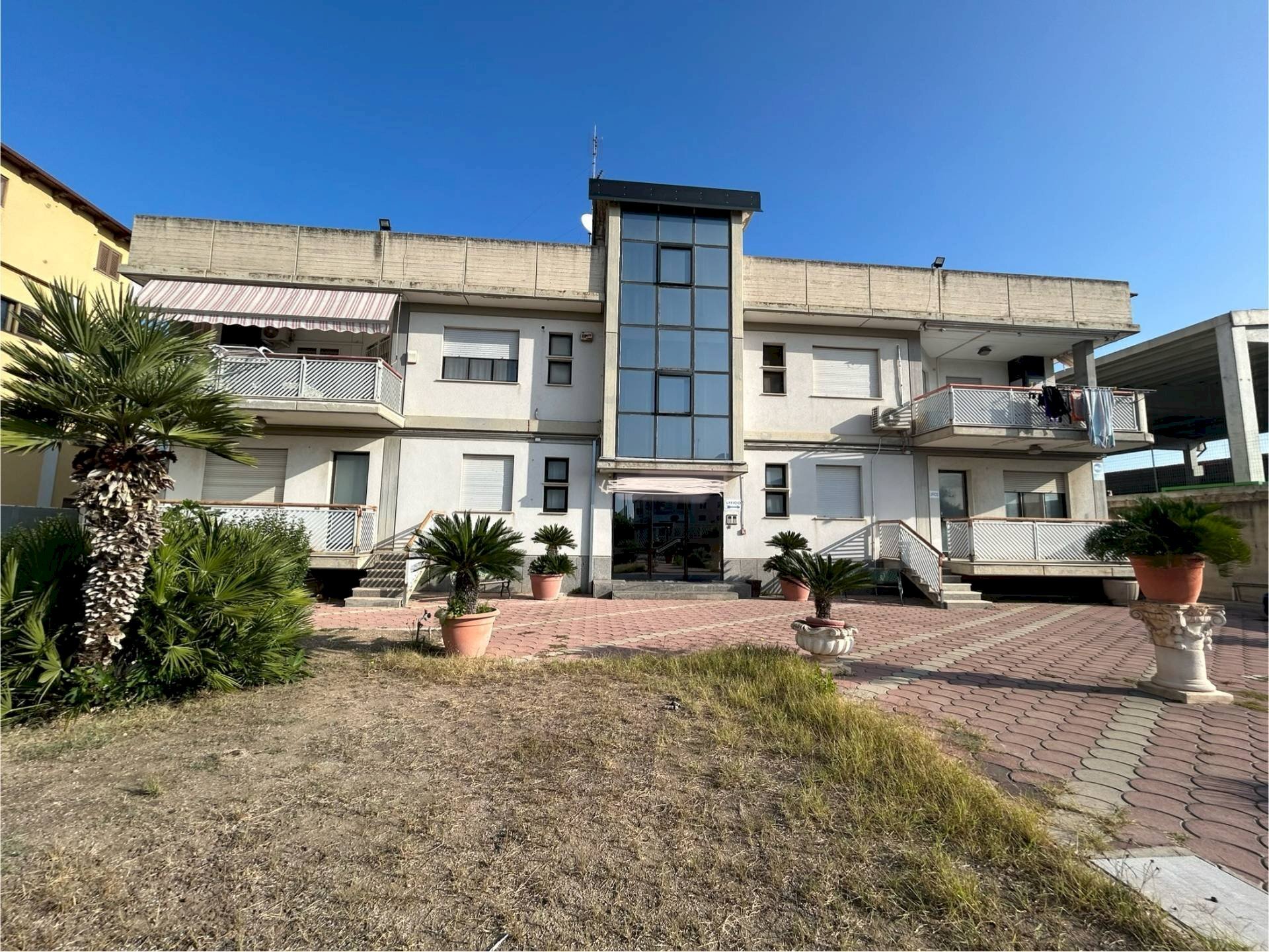 Foto 1 - Capannone via Vecchia Madonna dello Sterpeto
 
41-43, Barletta - foto 1