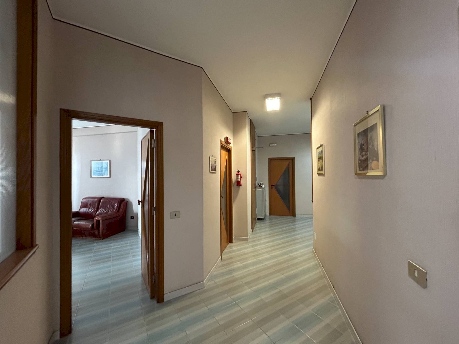 Foto 2 - Capannone via Vecchia Madonna dello Sterpeto
 
41-43, Barletta - foto 2