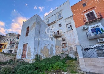 Foto 16 - Trilocale Via Imperatore Augusto
 
19, Andria - foto 16