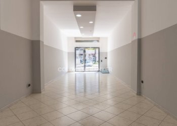 Foto 6 - Commercial Premises VIA G. CERUTI
 
76, Andria - photo 6