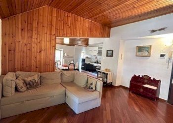 Foto 2 - Trilocale via Medail
 
43, Bardonecchia - foto 2