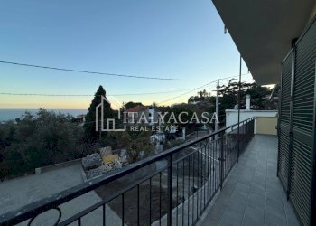 Foto 4 - Trilocale strada san bartolomeo
 
86, Sanremo - foto 4