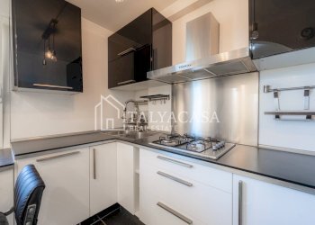 Foto 4 - Trilocale via Giardini Vittorio Vento
 
42, Sanremo - foto 4