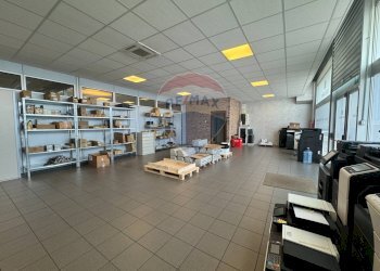 Palestra - Office VIA EUROPA, Curno - photo 21