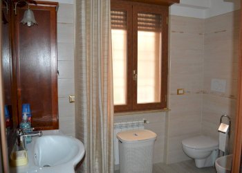 Foto 20 - Three-room apartment via Cavour
 
32, Pomezia - photo 20