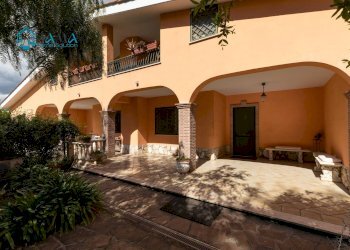 Foto 1 - Villa a Schiera via Canada
 
21, Pomezia - foto 1