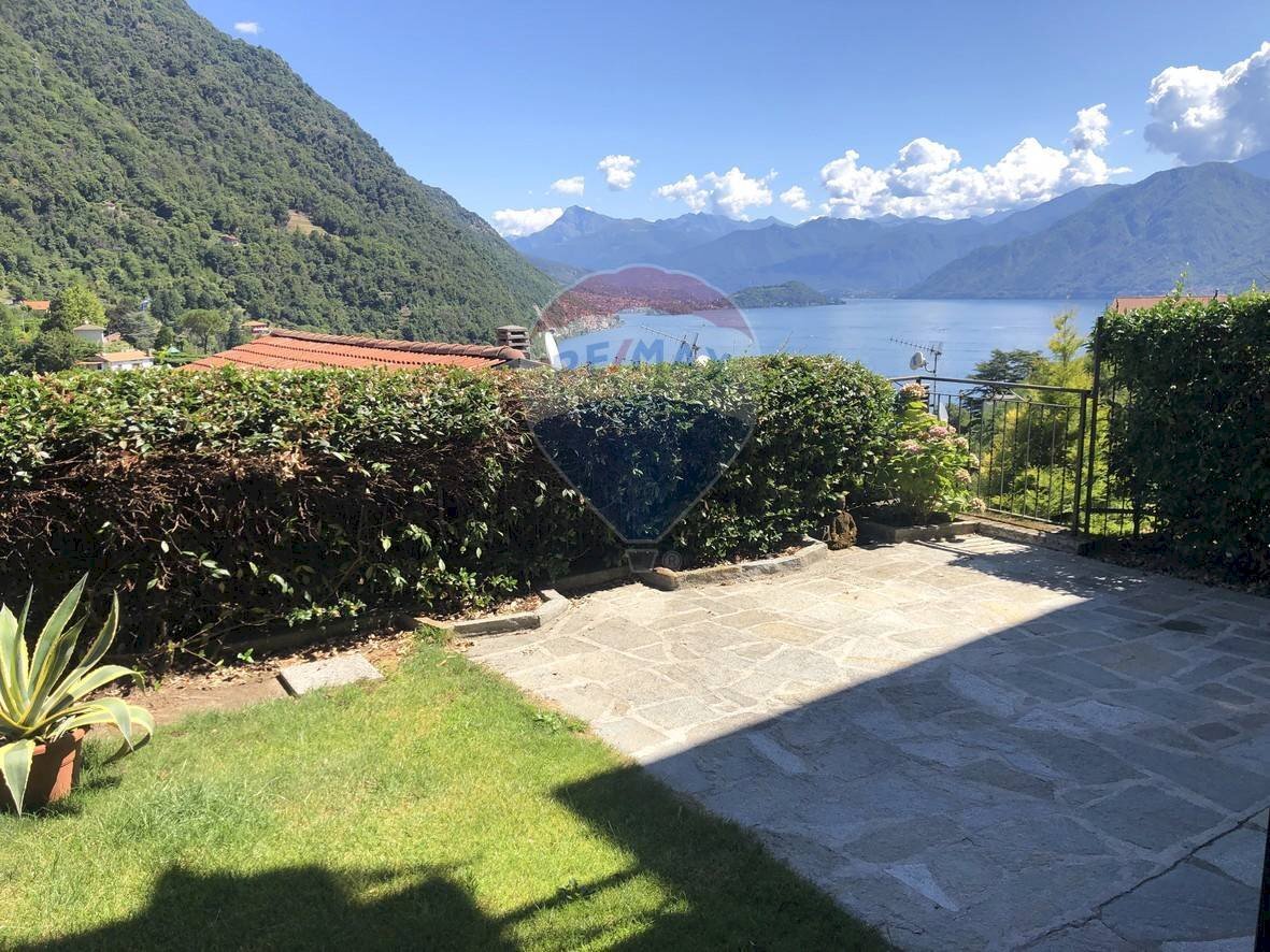 Vista delle montagne - Quadrilocale Via Schignano
 
54, Argegno - foto 2