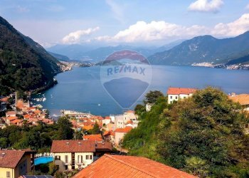 Vista dell\'acqua - Quadrilocale Via Schignano
 
54, Argegno - foto 27