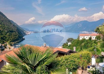 Vista dell\'acqua - Quadrilocale Via Schignano
 
54, Argegno - foto 1