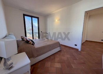 Camera / camera da letto - Quadrilocale Via Schignano
 
54, Argegno - foto 11