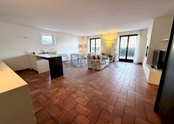 Soggiorno - Quadrilocale Via Schignano
 
54, Argegno - foto 19