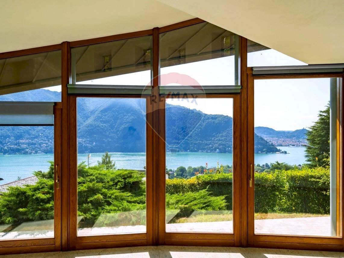 Balcone - Villa via Gentrino
 
30, Cernobbio - foto 1