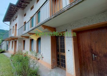 \nFoto 3\n - Rustico IV NOVEMBRE
 
12, Montereale Valcellina - foto 3