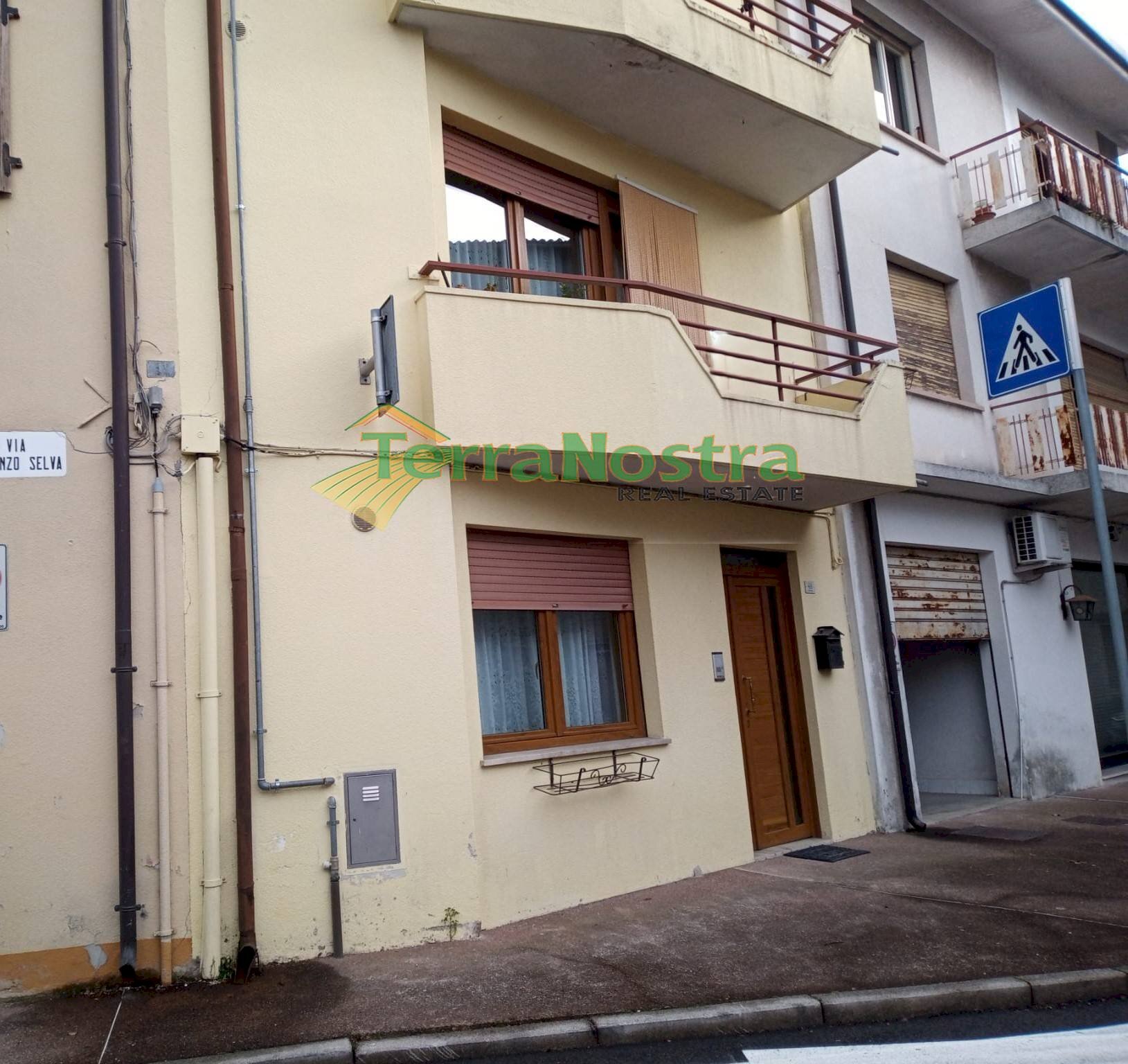 \nFoto 1\n - Semi-detached house VIA PIAVE
 
48, Maniago - photo 1