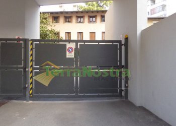 \nPORTONE INGRESSO GARAGE\n - Appartamento VIA CAVALLERIA
 
6, Pordenone - foto 21