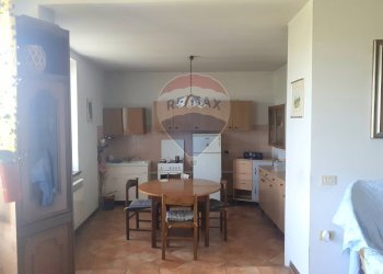 Cucina - Appartamento strada san silvestro mantovano
 
0, Asola - foto 2