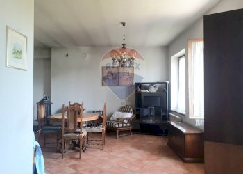 Sala da pranzo - Appartamento strada san silvestro mantovano
 
0, Asola - foto 1