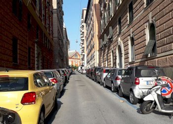 LOCALE MAGAZZINO CARIGNANO (28) - Warehouse via GALEAZZO ALESSI, Genova (neighborhood Carignano) - photo 3