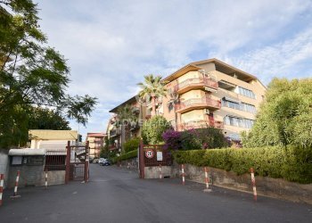 Foto 3 - Attico via Sgroppillo
 
21, San Gregorio di Catania - foto 3