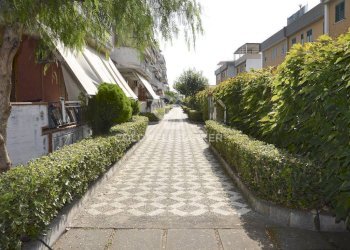 Foto 3 - Quadrilocale via spiaggia
 
339, Mascali - foto 3