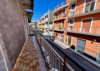 Foto 2 - Appartamento via Turi D'Agostino
 
48, Aci Catena - foto 2