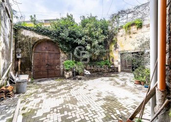 Foto 2 - Stabile - Palazzo Via Cavour
29, Acireale - foto 2