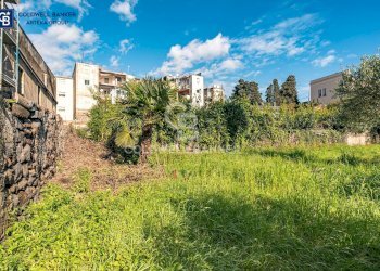 Foto 2 - Casa indipendente Viale Principe Amedeo
 
1 - 7, Acireale - foto 2