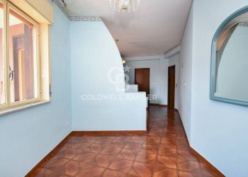 Foto 4 - Quadrilocale via Vittorio Emanuele
 
330, Aci Catena - foto 4