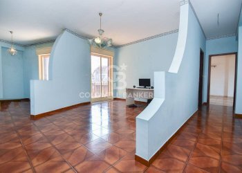 Foto 6 - Quadrilocale via Vittorio Emanuele
 
330, Aci Catena - foto 6