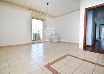 Foto 11 - Quadrilocale via Vittorio Emanuele
 
330, Aci Catena - foto 11