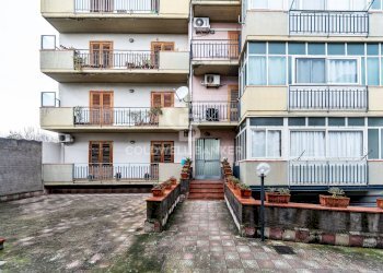 Foto 1 - Trilocale VIA DELLE MANDRE
 
37, Acireale - foto 1