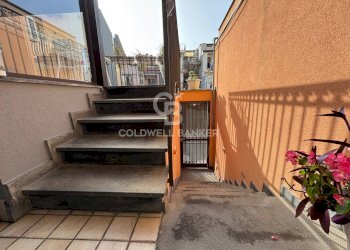 Foto 10 - Stabile - Palazzo via provinciale
 
62, Aci Castello - foto 10