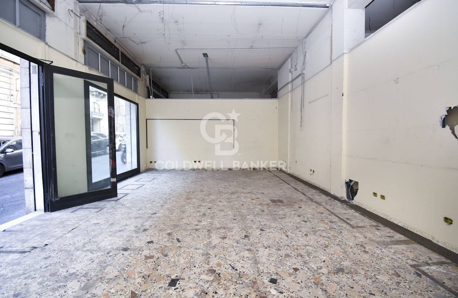 Foto 3 - Shop VIA VITTORIO EMANUELE III
 
174, Acireale - photo 3