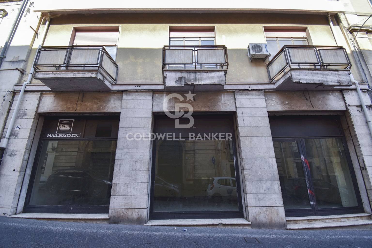 Foto 1 - Shop VIA VITTORIO EMANUELE III
 
174, Acireale - photo 1