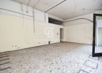 Foto 9 - Shop VIA VITTORIO EMANUELE III
 
174, Acireale - photo 9