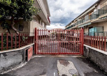 Foto 4 - Quadrilocale VIA RIBERA (STAZZO)
 
37, Acireale - foto 4