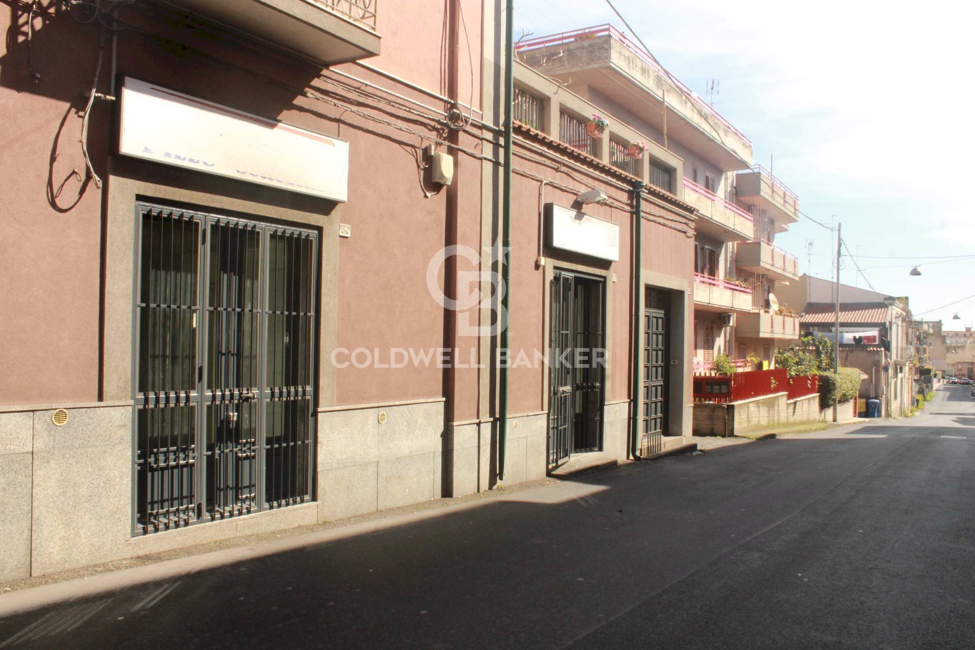 Foto 1 - Shop Via Sciarelle
 
52, Acireale - photo 1