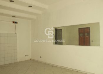 Foto 2 - Shop Via Sciarelle
 
52, Acireale - photo 2