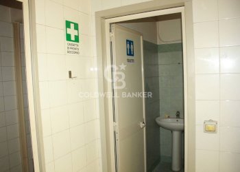 Foto 11 - Shop Via Sciarelle
 
52, Acireale - photo 11