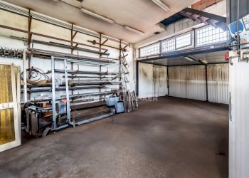 Foto 5 - Laboratorio Via Casazze III
 
SNC, Aci Catena - foto 5