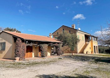 facciata - Rustico Porto Sant'Elpidio - foto 40