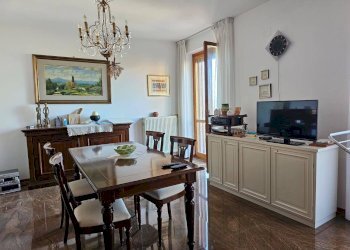 soggiorno - Quadrilocale tamati
 
32, Fermo - foto 1