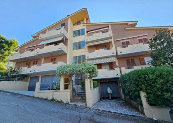 vista - Quadrilocale tamati
 
32, Fermo - foto 21