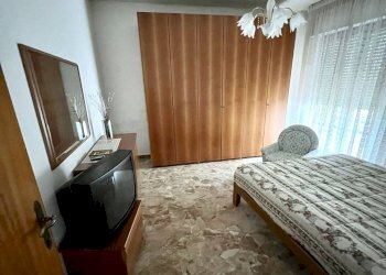 camera da letto - Quadrilocale Fermo - foto 7