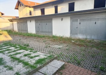 garage - Casa semi indipendente Solferino
 
3, Samarate - foto 3