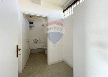 corridoio - Locale Commerciale Al Brembo
 
1, Filago - foto 12